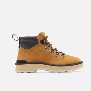 Women’s Sorel Boots - LIKE NEW